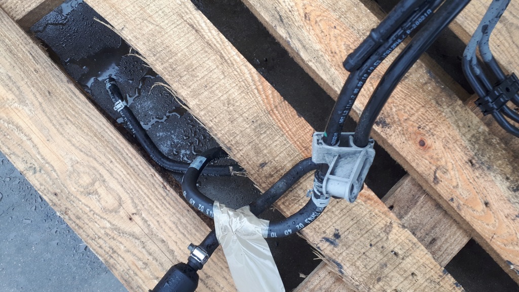 фото №13, S4 b8 провода топлива подвеска 3.0 tfsi s5