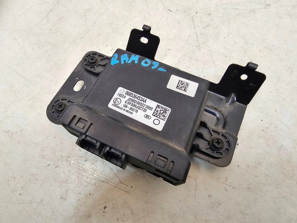 Купить 2022 dodge challenger модуль шлюз 068536453aa