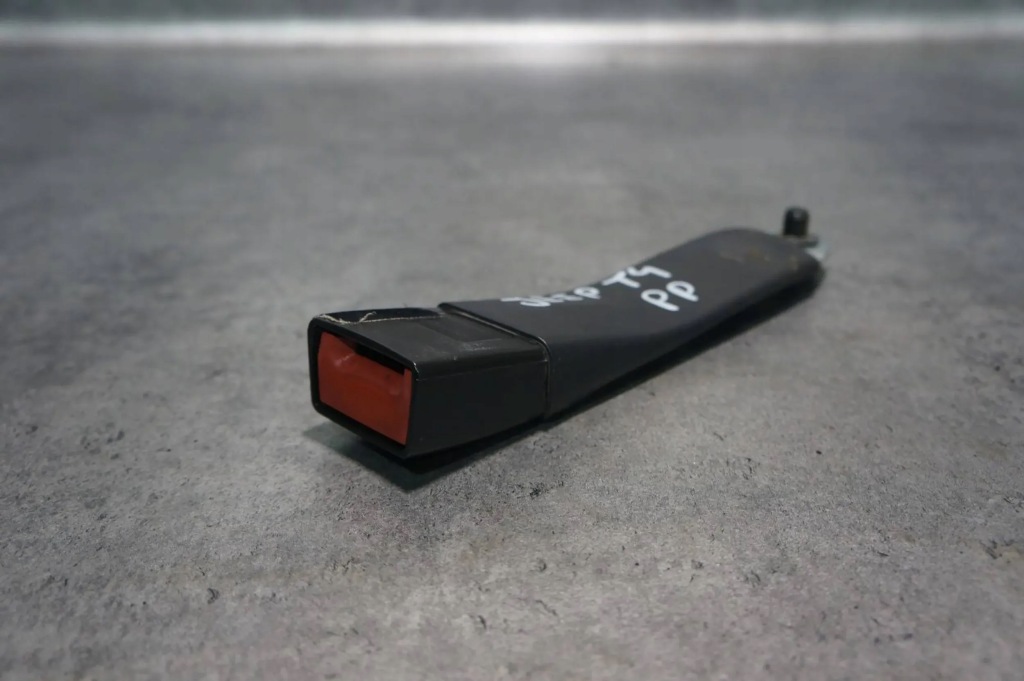 Купити Кліпса пряжка поперечина безпеки права перед jeep compass 1hm271dvaa