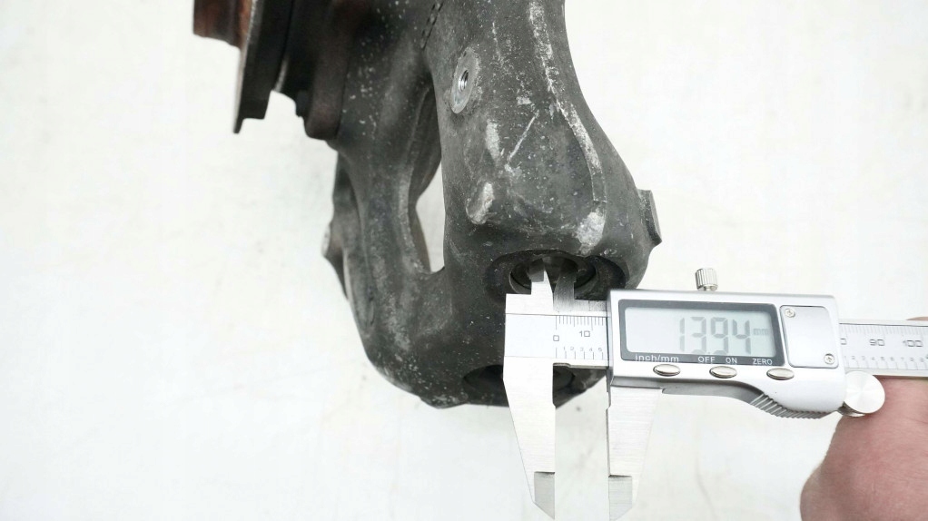 фото №7, Audi s5 8t 4.2 fsi поворотный кулак левая 8k0407257e