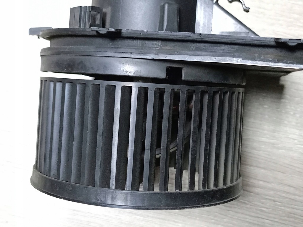 фото №5, Вентилятор обдув audi vw seat h35657880e