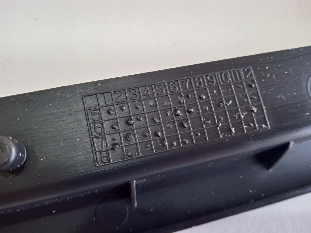 фото №13, Vw caddy iv рамка защита накладка бардачка нижний