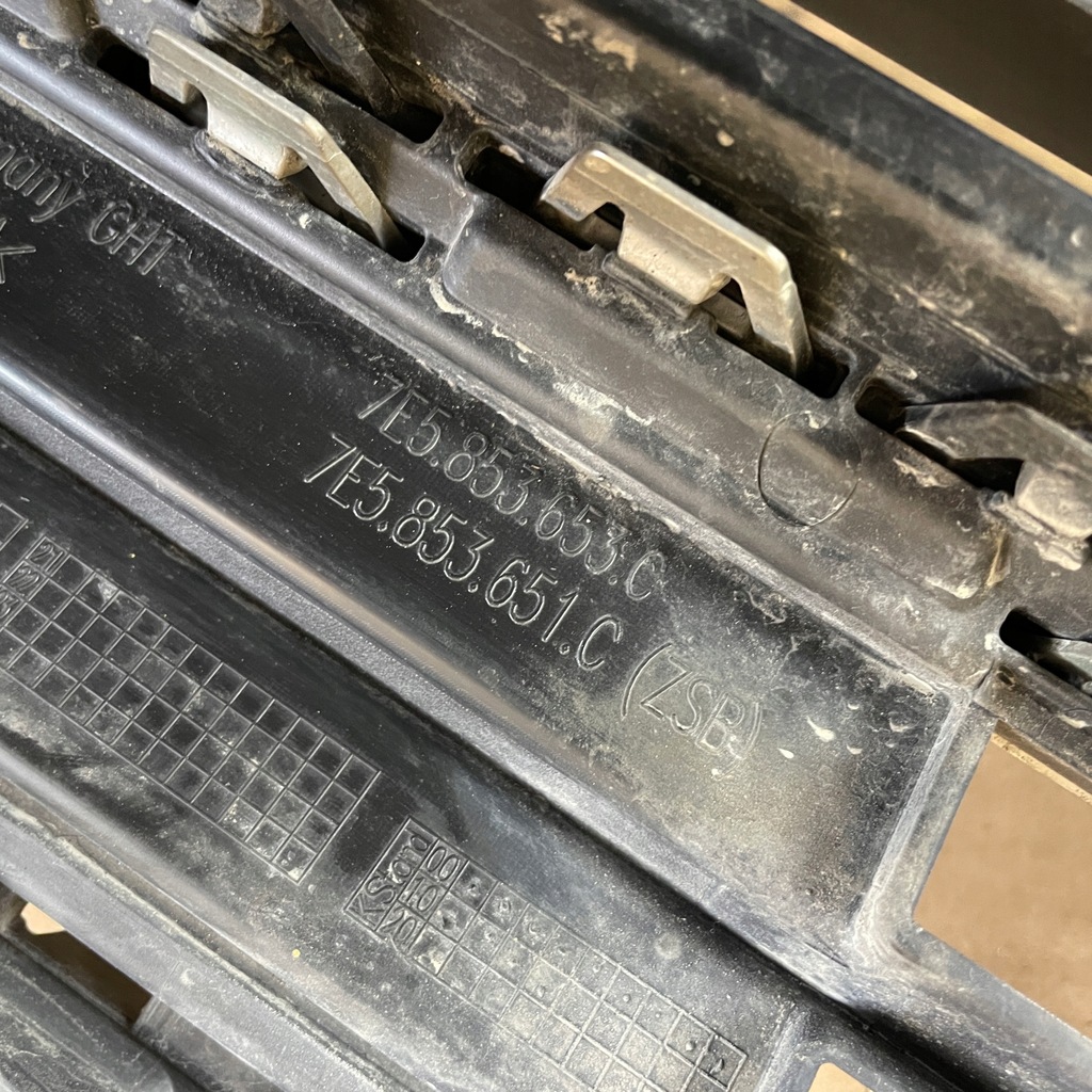 фото №9, Решётка радиатора решётка радиатора радиатора vw t6 multivan transporter 7e5853651c 7e5.853.651.c