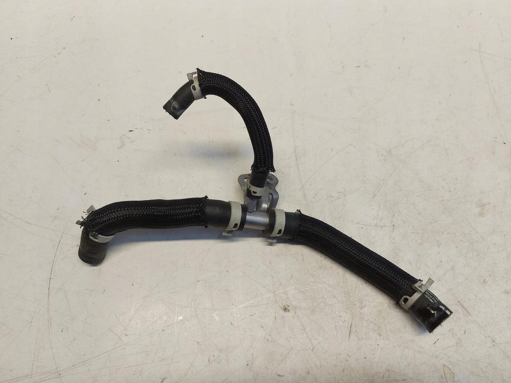 фото №1, Toyota chr шланг wąż wody 16203-f2040