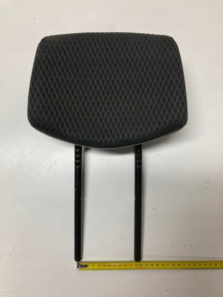фото №1, Подголовник перед renault clio iii lift 09-12r.