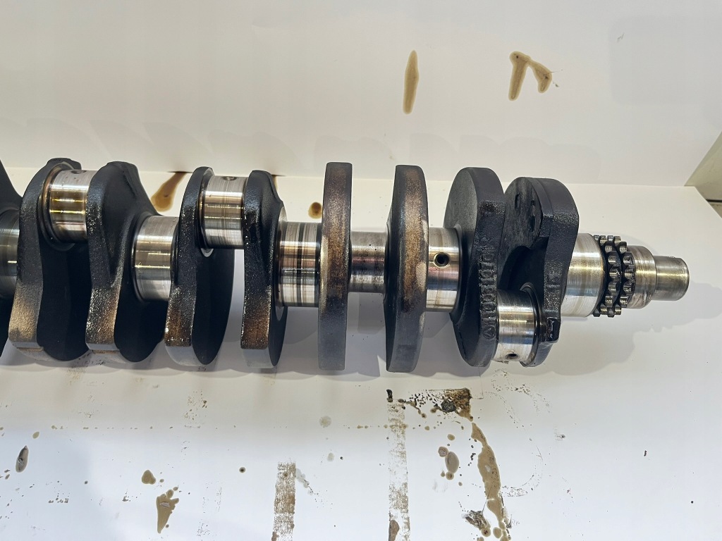 Wał коленчатый mercedes w w126 w123 r107 280 Цена