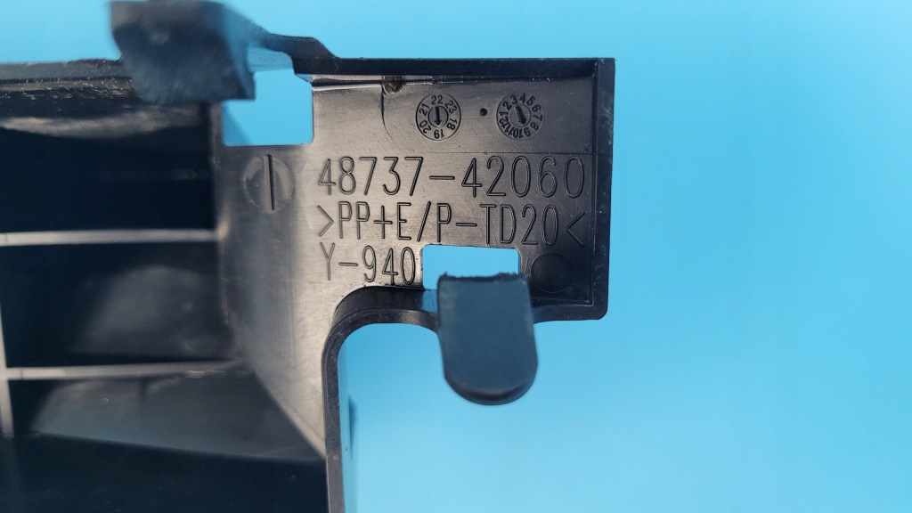 фото №14, Toyota rav4 v 19r защита рычага нижний правый задняя 48737-42060