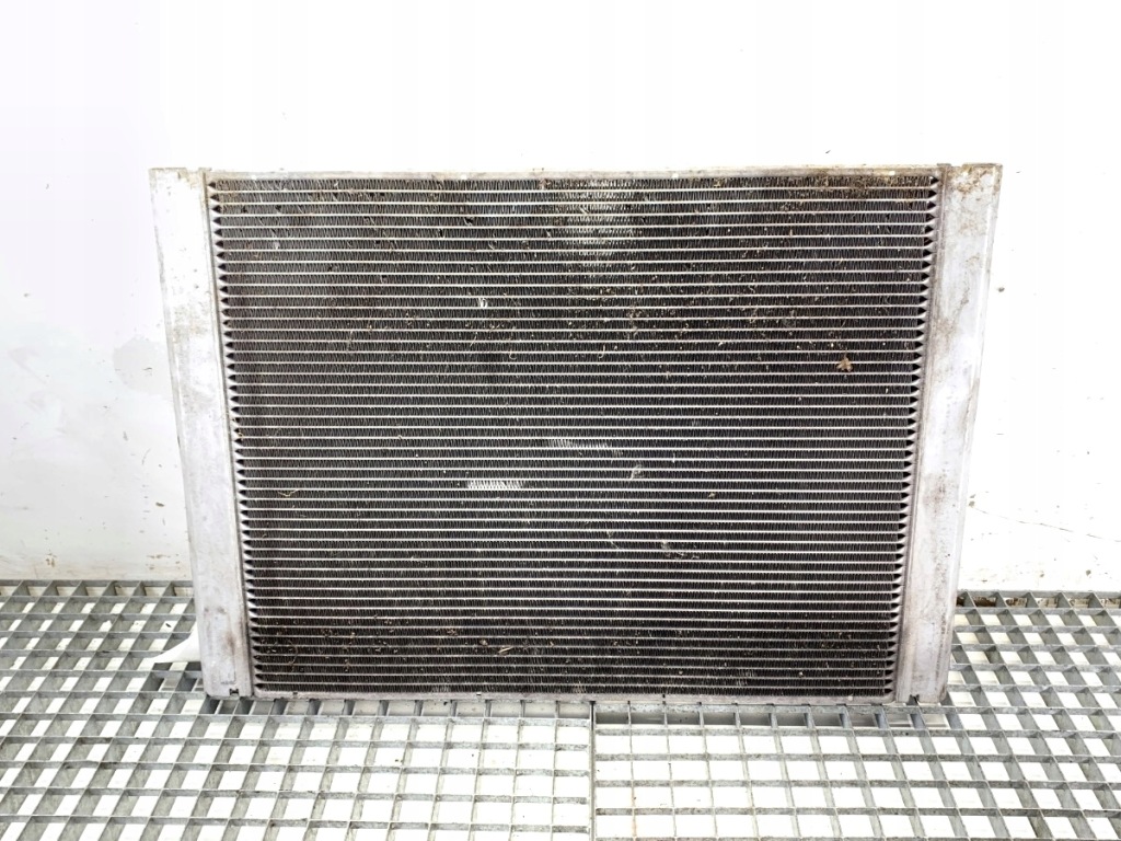 Купити Радіатор води bmw e61 2.5 218km 7519209 04-10 радіатор