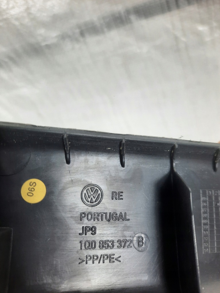 фото №6, Захист молдинг поріг права vw eos 1q0853372b