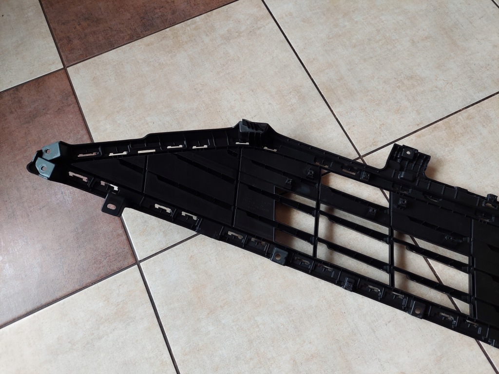 Решётка бампера - средняя - hyundai tucson iv - n-line - 2020 Киев