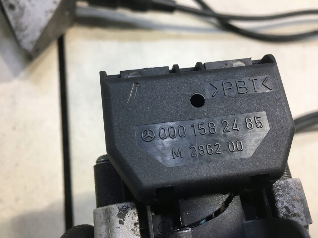 фото №6, Катушка зажигания w124 2.0 0001582485