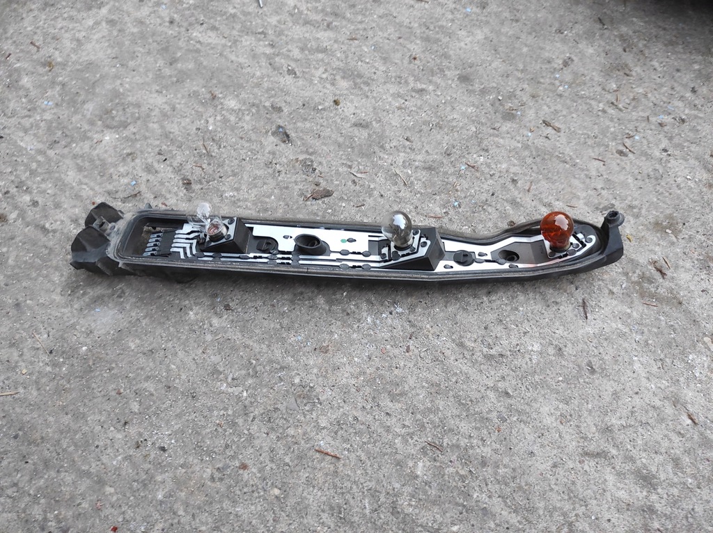 фото №1, Opel corsa c 3d вкладыш лампы левый задняя