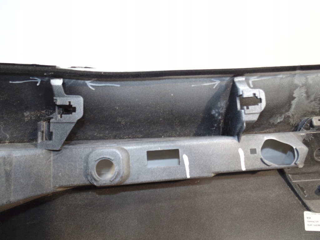 фото №9, Накладка кришки задня renault megane v 5 e-tech кришка багажника багажника задня 901528393r