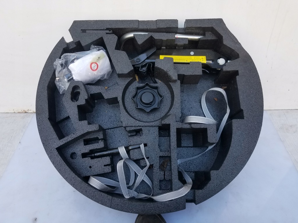 Купить Набор ремонтный вкладыш audi a3 8p рестайлинг  5 дверь