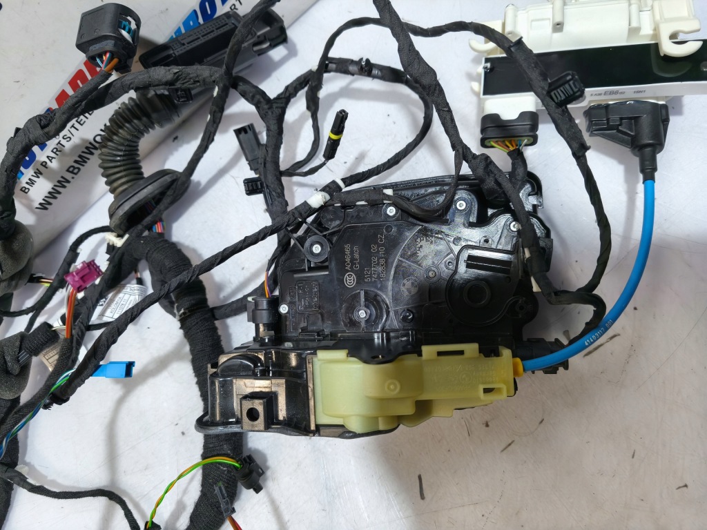 фото №10, Bmw g14 g15 f91 f92 замок дверь левая правое + доводчик + жгут комплект