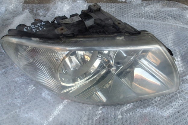 фото №7, Chrysler voyager iv lift 05-07 лампа передняя левая