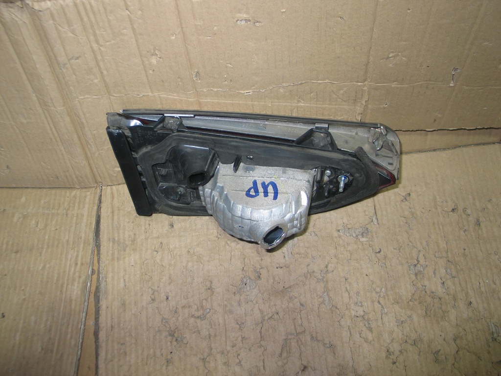 фото №8, Лампа задняя w крышка тонированная хром mazda 6 gj sedan