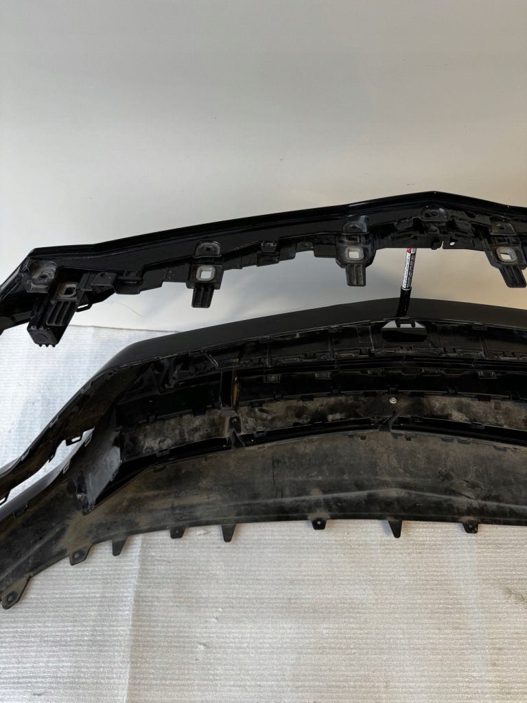 Передний zdrrzak бампер перед lamborghini urus 4ml в Украине