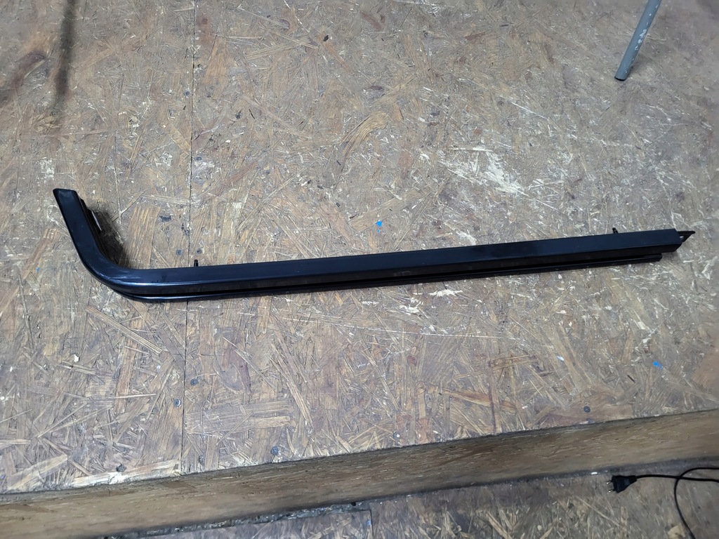 фото №6, Dacia dokker молдинг напрямна напрямна двері розсувних лівих