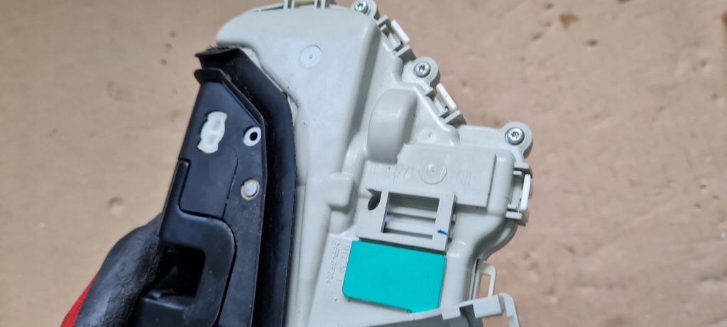 фото №9, A6 c7 4g замок дверь левый перед 8j1837015d 6 pin a7 4g a4 b8 a5