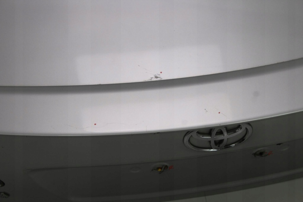 Крышка багажника багажника задняя toyota avensis t27 09-11r седан 1f7 Недорого