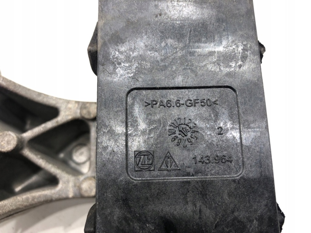 фото №4, Подушка двигателя левый renault clio iv 113752043r 1.2 73km