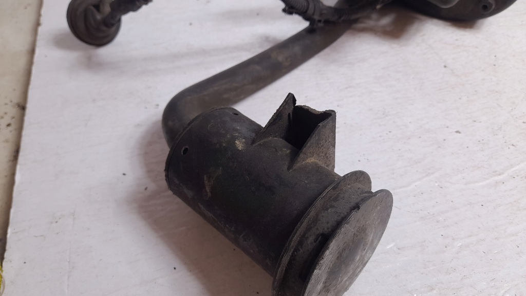 фото №4, Jeep compass 06-16 фильтр угольный 05085110ac 2.0b usa