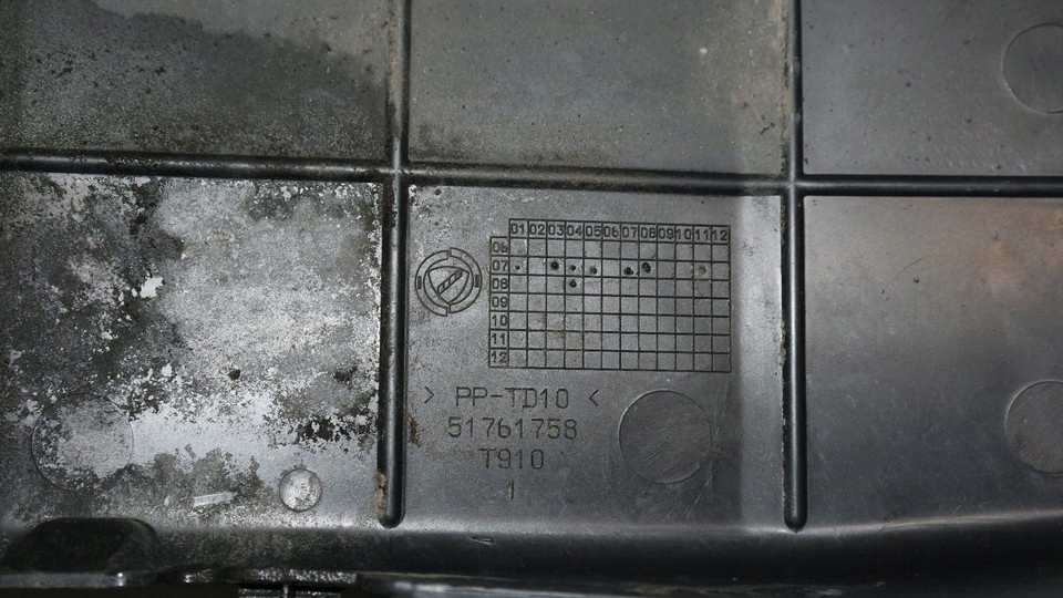 Корпус фільтра вугільний fiat linea 1.4 t-jet 08r. Оригінал