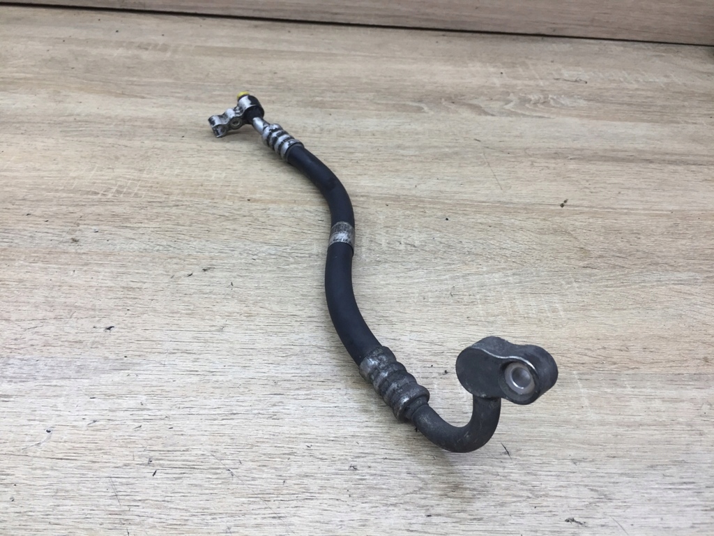 Купити Патрубок труба шланг кондиціонера mercedes 5.5 v8 w219