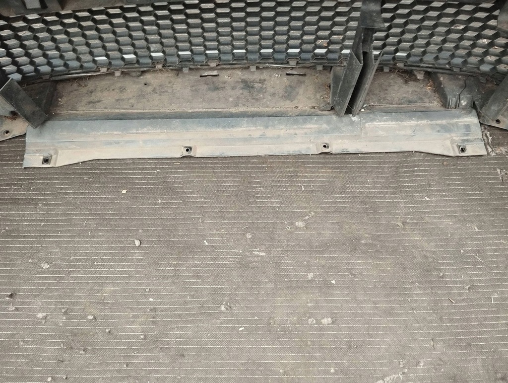 фото №14, Dacia sandero ii stepway бампер передний перед terpl 12-16r