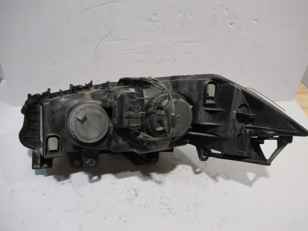 фото №6, Лампа перед права 8200073221 renault megane ii 03-