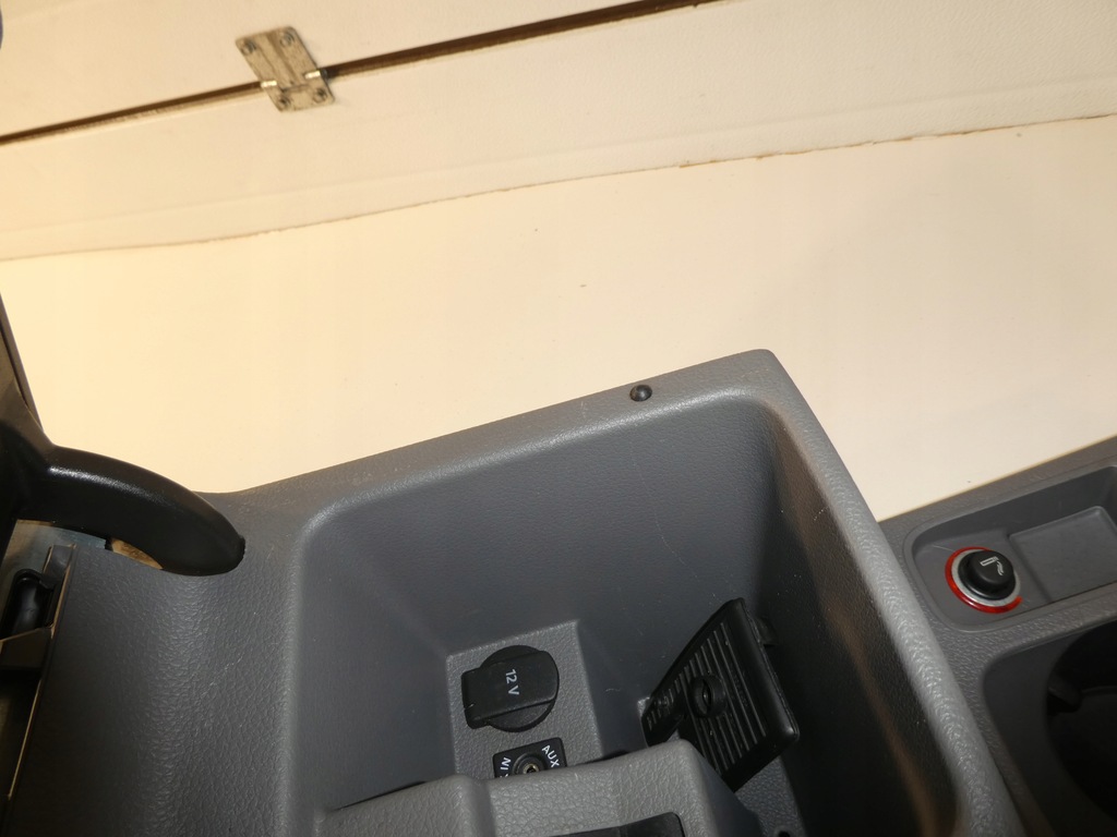 фото №5, Туннель подлокотник vw sharan alhambra 7n0864251a