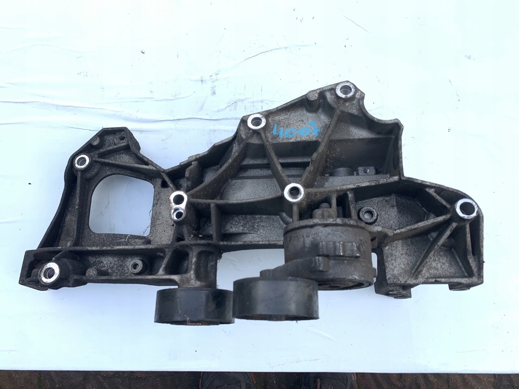 фото №1, Кронштейн генератора кондиционера peugeot 4007 2.2 hdi