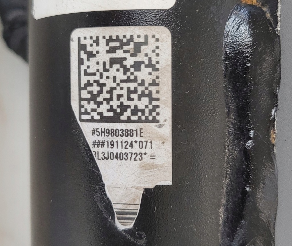 фото №13, Hak буксировочный электрический жгут vw golf viii 5h9 kombi 5h9803881e 2019-