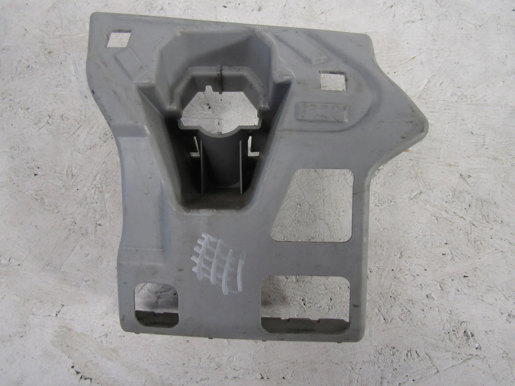 фото №1, Skoda fabia iii кронштейн распылителя правого