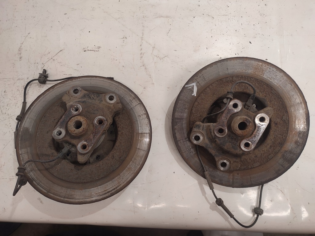 фото №10, Renault laguna iii поворотный кулак правый левый задняя 2.0dci