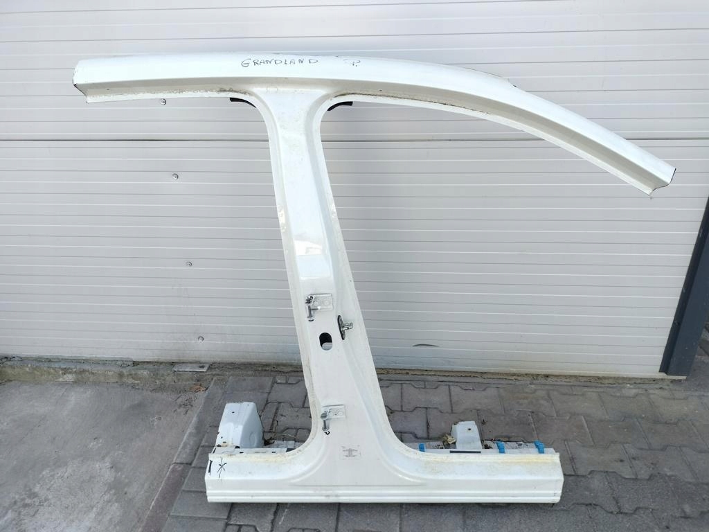 Купить Порог левый bok стойку четверть opel grandland 1.2 21r оригинал .,,/