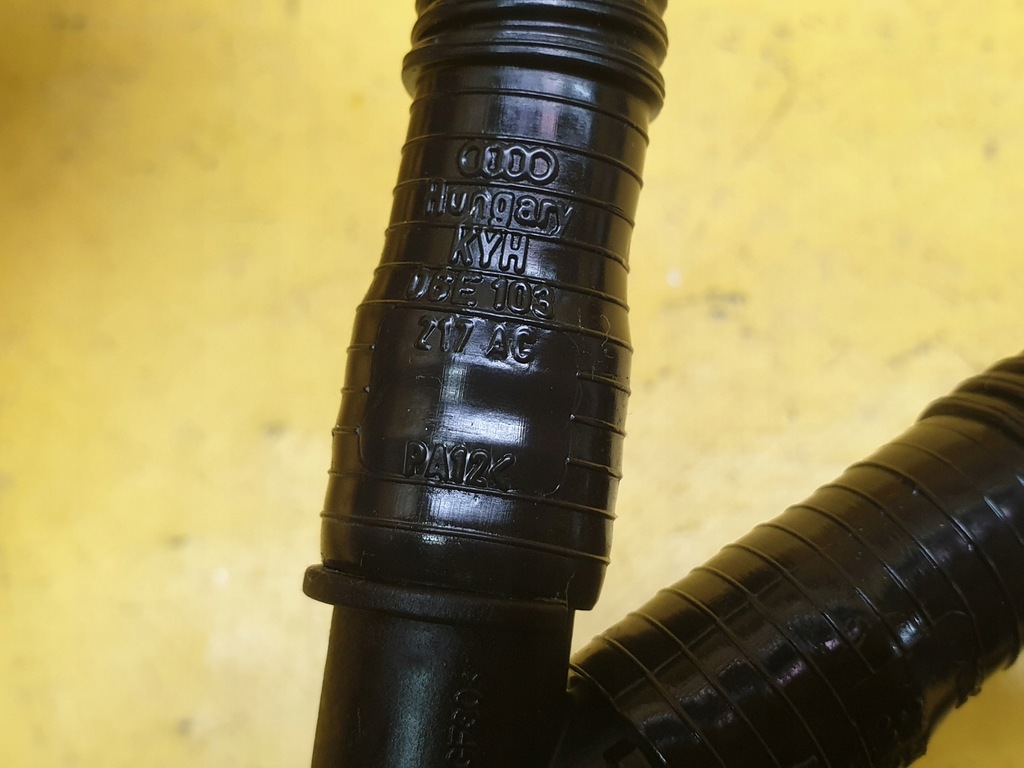 фото №6, Шланг коробки колінчастого вала s4 b8 s5 3.0 06e103217ac