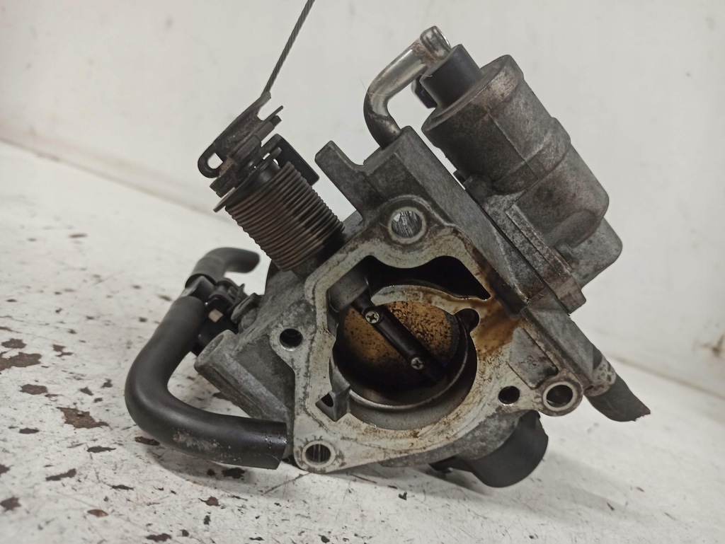 фото №11, Mazda 3 bk 1.6 citd hb дроссельная заслонка 136200-2731