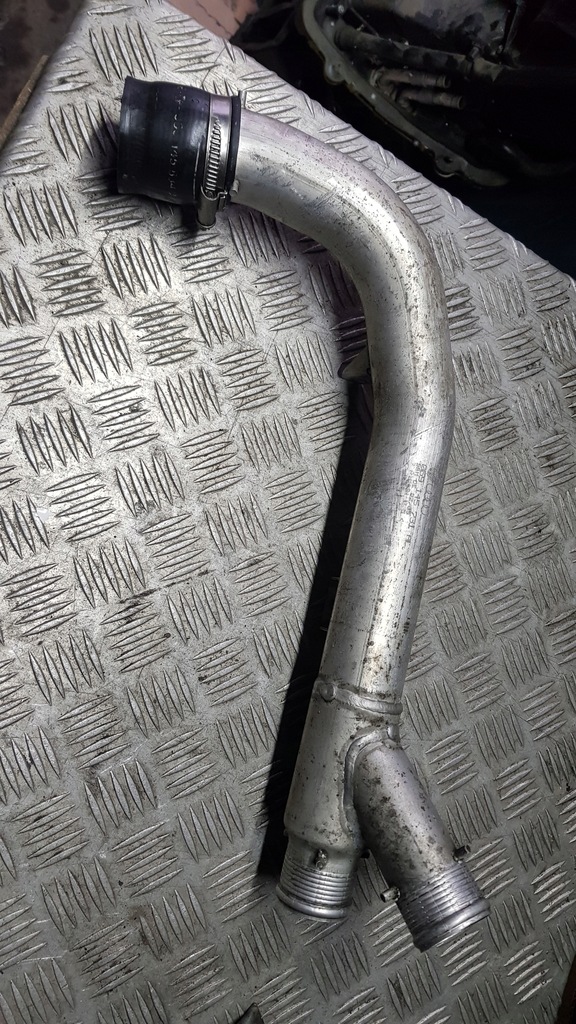 фото №2, Audi a8 d3 3.0 tdi шланг интеркулер 059145731al