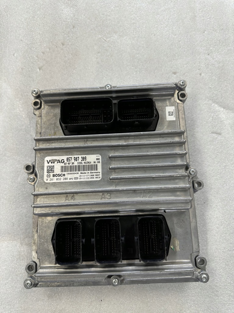 фото №1, !бортовий комп'ютер двигуна audi 057907309!