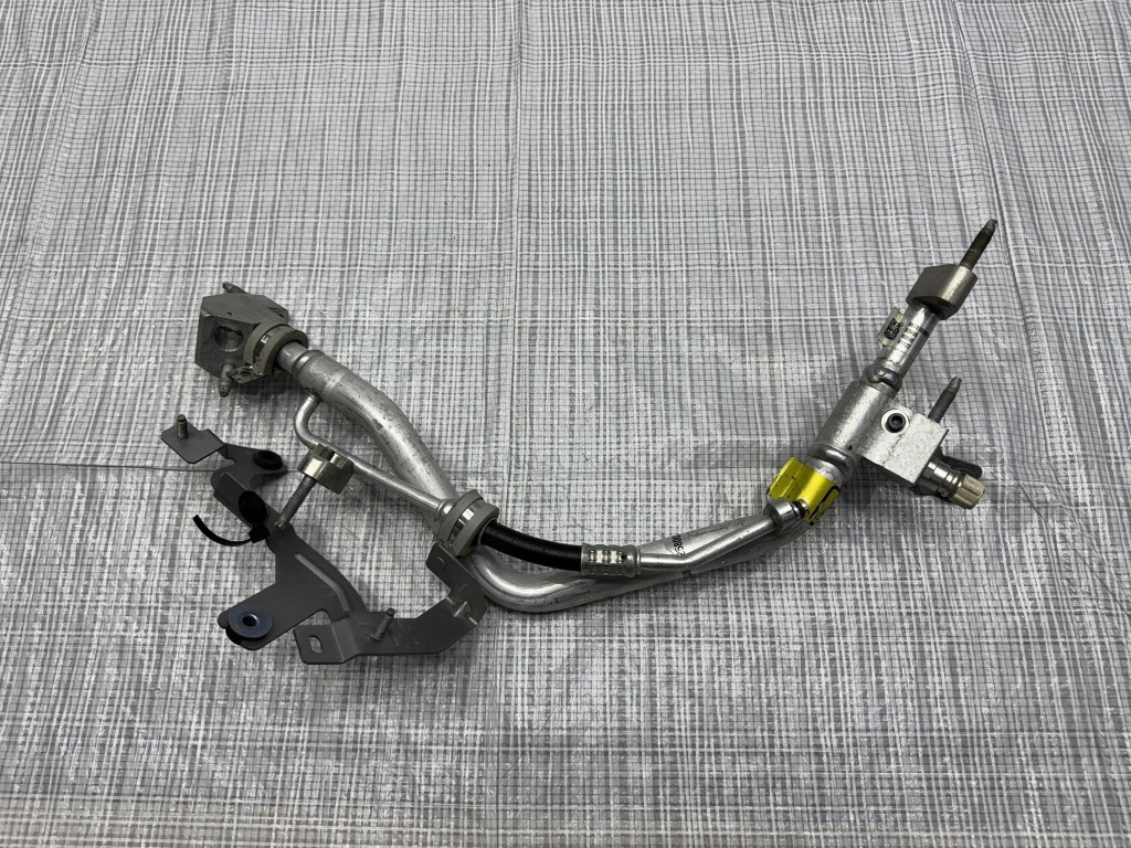 Купити Шланг кондиціонера maserati granturismo m189 6701820920