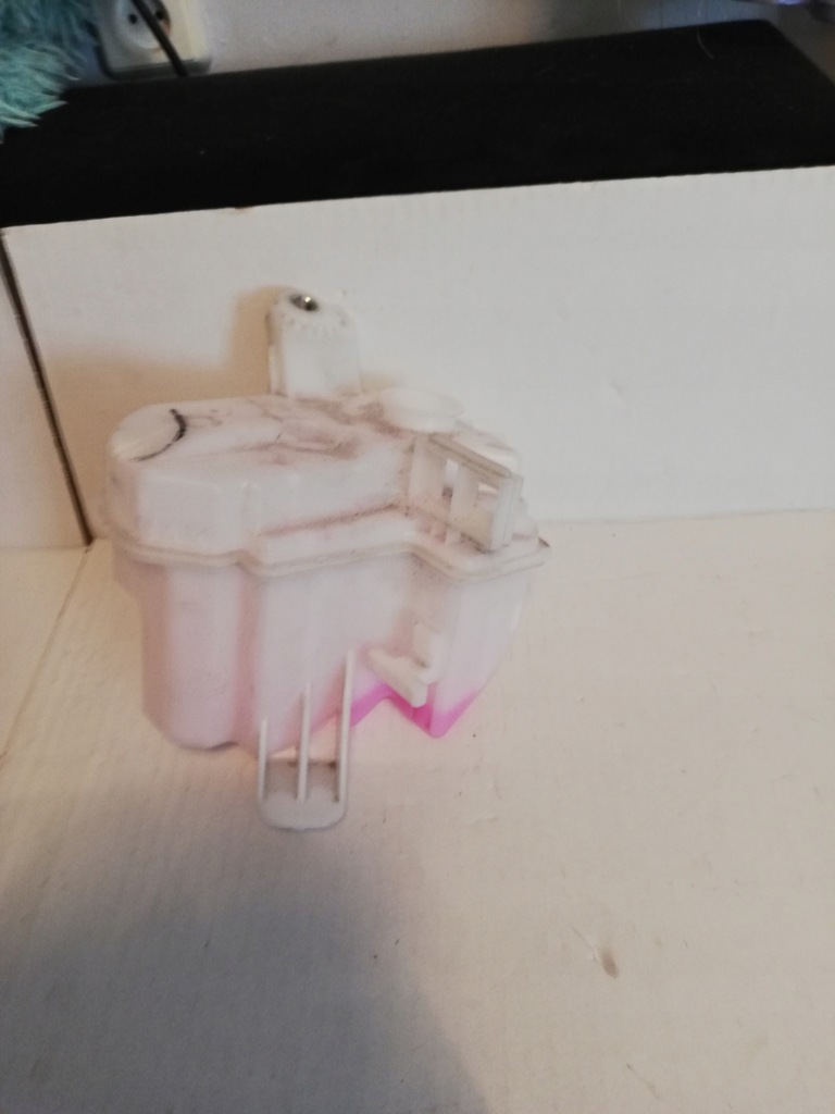 фото №6, Toyota corolla e21 chr бачок расширительный 2,0 hybrid