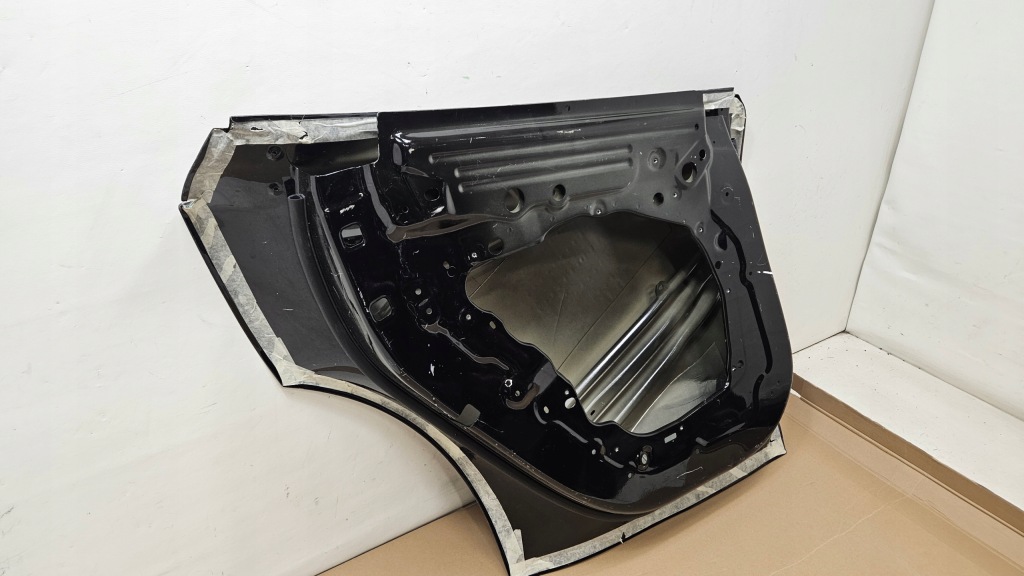 фото №11, Двері ліва задня задні tesla model y оригінальні