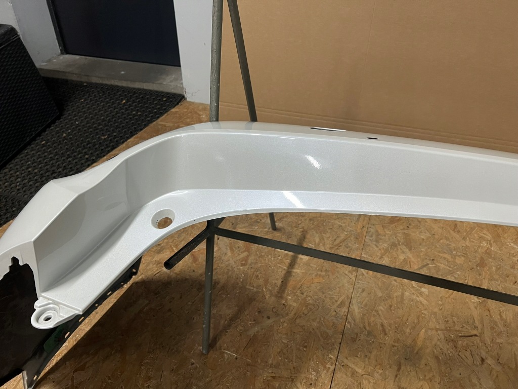 фото №13, Toyota corolla e21 kombi 2019 - бампер задній задня pdc лак 040