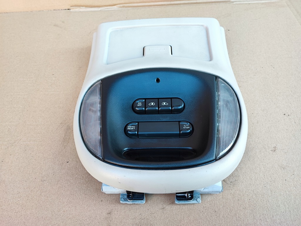 фото №7, Chrysler grand voyager iv лампа потолочный