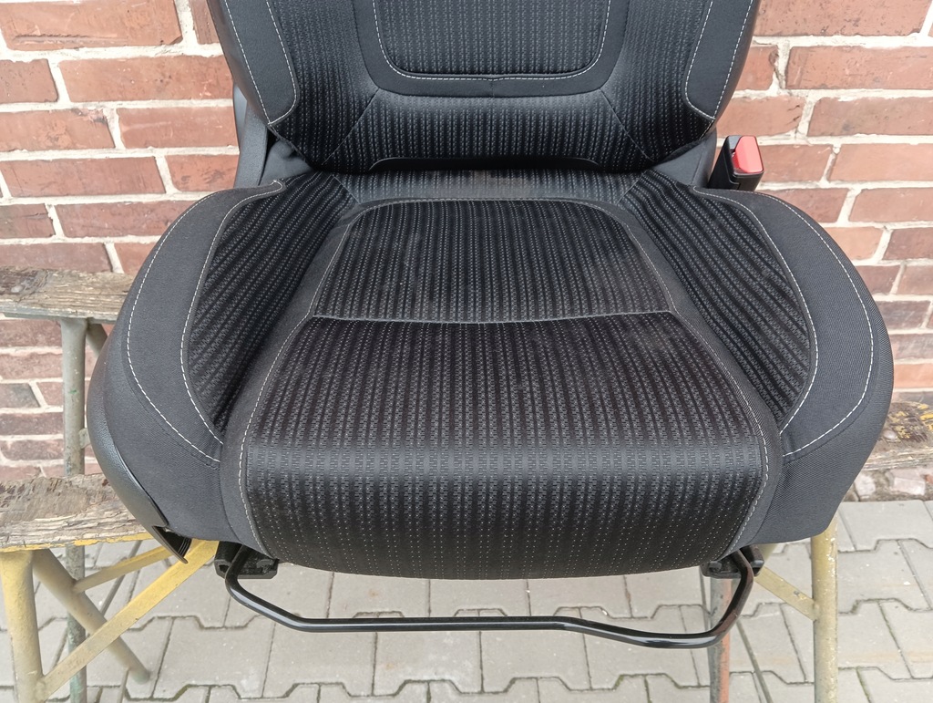 фото №2, Сиденье правый перед renault megane iv podrzewany