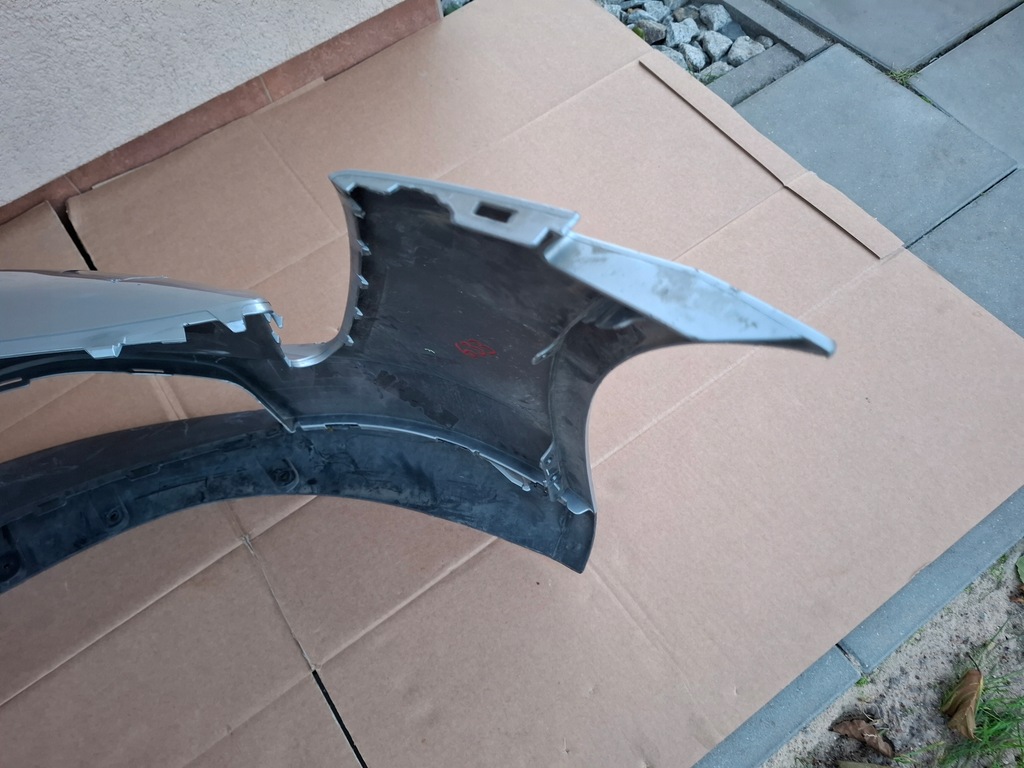 фото №8, Бампер перед porsche taycan 9j оригинал нет клеёный