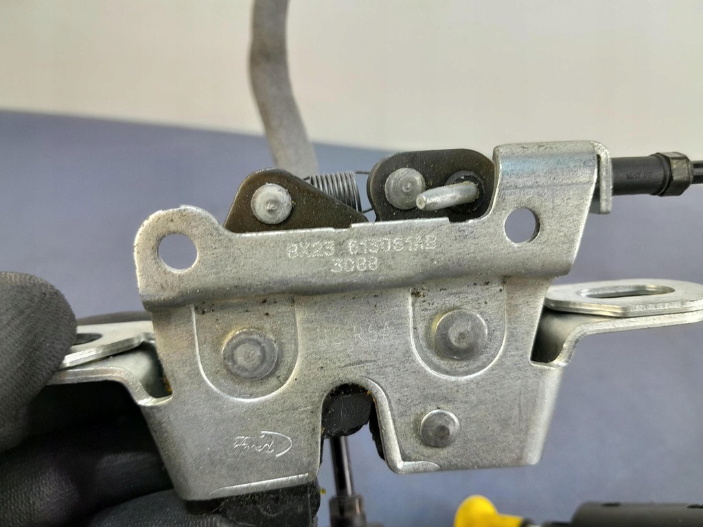 фото №5, Jaguar xf x250 защёлки спинка сиденье задняя