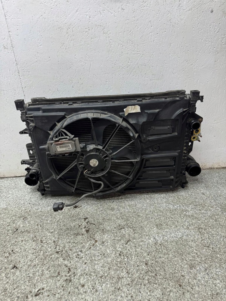 Комплект радиатор воды интеркулер вентилятор volvo v40 2 механическая коробка передач 2.0 d2 d3 Оригинал
